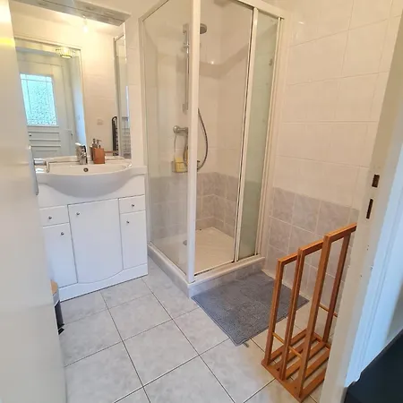 Familial Equipe - Proche Hopital Apartmán *